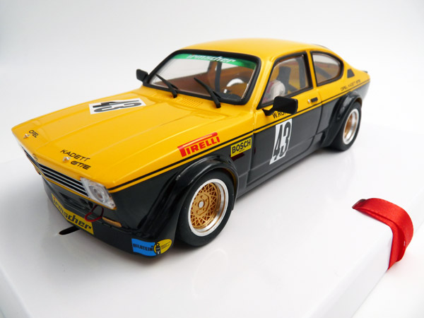 brm-100-1-Irmscher-Opel-Kadett-GT-E-C-Coupé-Walter-Röhrl-Pirelli