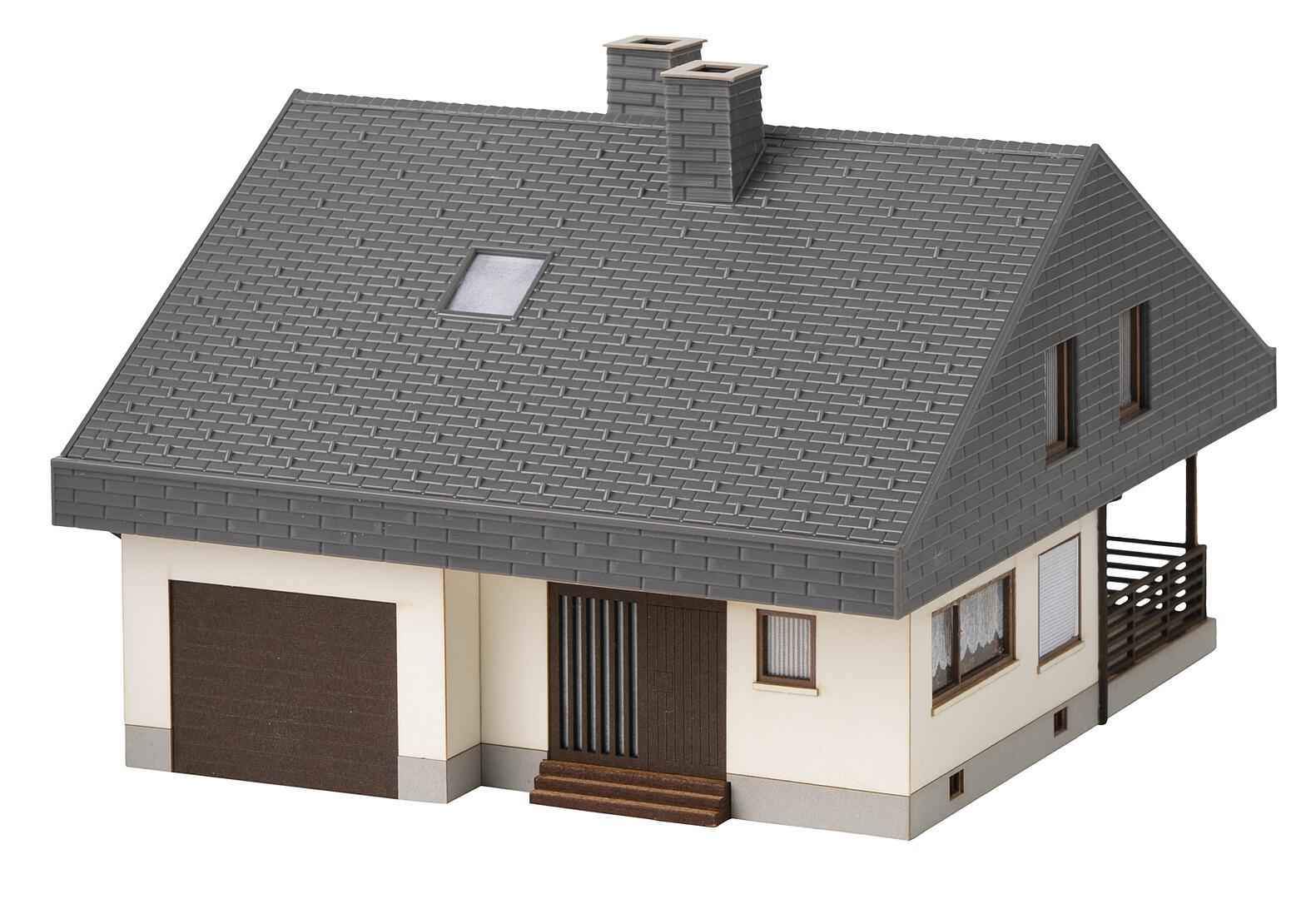 faller-130644-2-Bungalow-mit-Plattendach-80er-Jahre-Architektur-verschindelt-Eigenheim