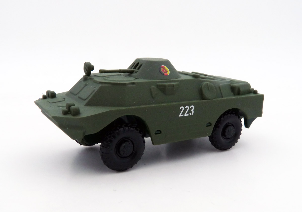 busch-210104001-SPW40-mit-Geschütz-NVA-Nationale-Volksarmee-DDR busch-210104001-SPW40-mit-Geschütz-NVA-Nationale-Volksarmee-DDR