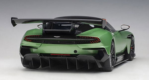 autoart-70263-5-Aston-Martin-Vulcan-apple-tree-green-metallic