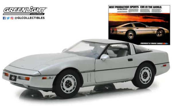 greenlight-13534-Chevrolet-Corvette-C4-silber-1984-best-production-sports-car-in-the-world