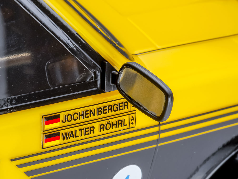 tamiya-58729-5-Opel-Kadett-GT-E-C-Coupé-Euro-Händlerteam-Röhrl-Berger-Werksauto-Sportspiegel