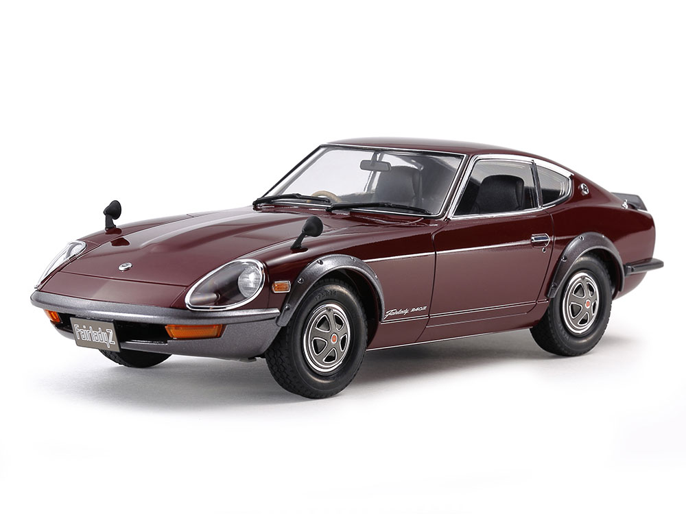 tamiya-24360-1-Datsun-Nissan-Fairlady-240-ZG-Nippon-Sportklassiker-Rising-Sun