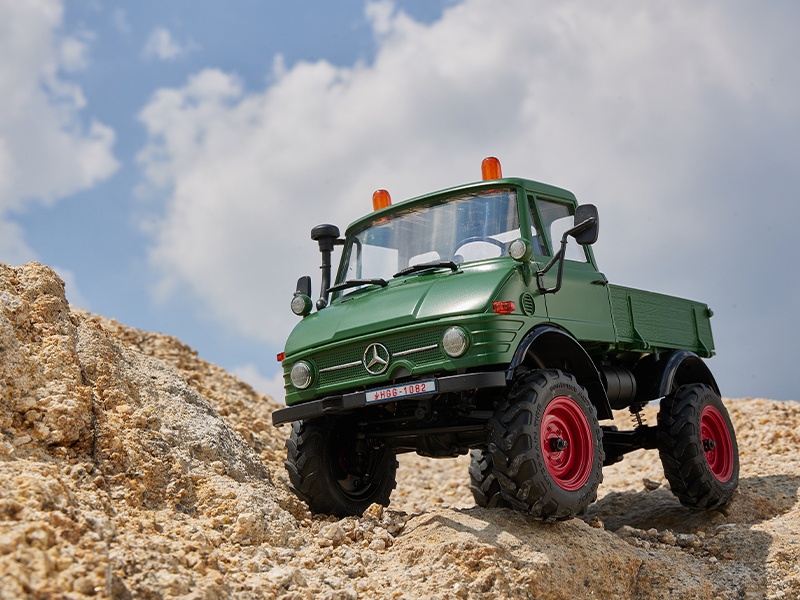 fms12405RTRGN-5-Unimog-421-Scale-Crawler-Modellauto-Sandgrube