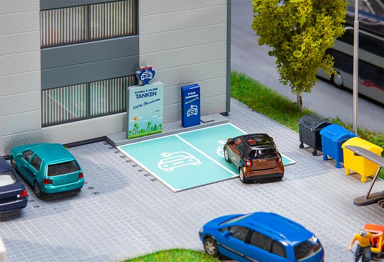 faller-180280-1-Ladestation-für-Elektrofahrzeuge-E-Mobility-Charger-Schöllkrippen