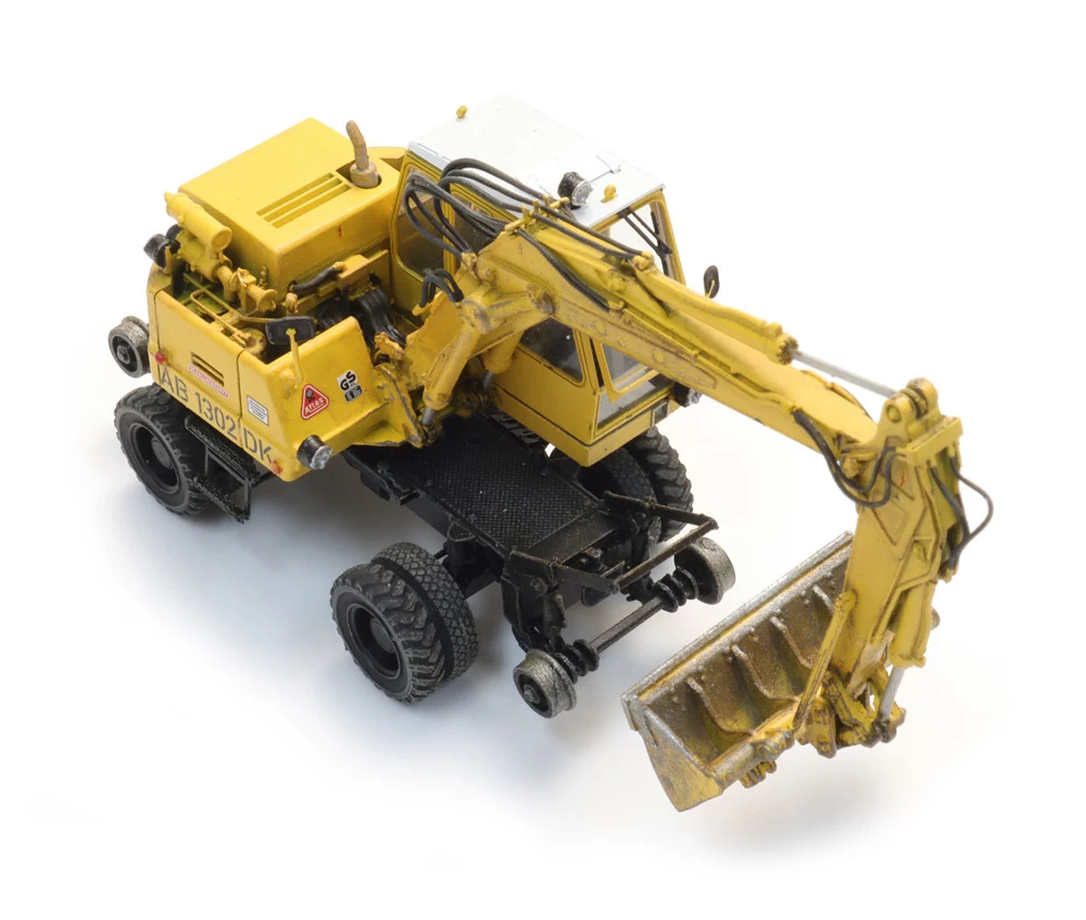 Artitec-387636-2-Atlas-1302-DKZW-Zweiwegebagger-Gleisbaubagger-gelb-oben