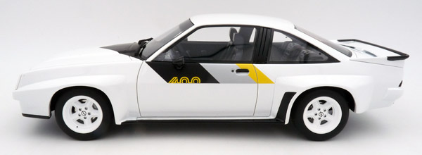 ottomobile-OT921-2-Opel-Manta-400-B-Manta-weiß-Gruppe-B-Homologation