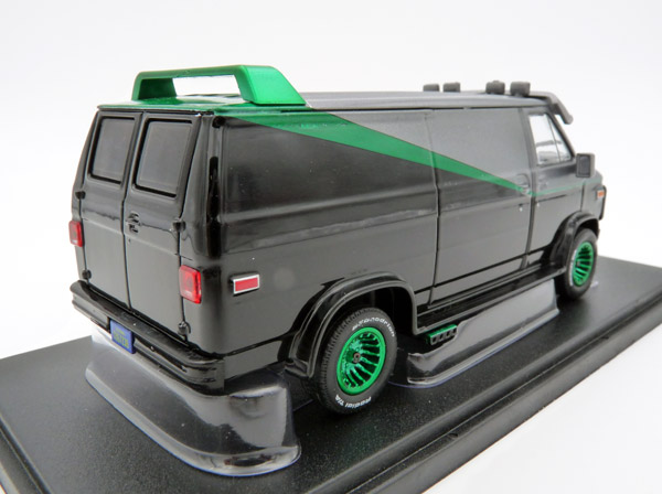 greenlight-86515-2-The-A-Team-GMC.Vandura-1983-Modellauto