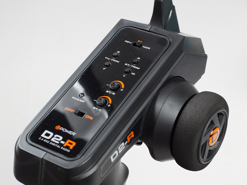 dpower-DPBO001-5-Maverick-RTR-Rennboot-Fernsteuersender dpower-DPBO001-5-Maverick-RTR-Rennboot-Fernsteuersender