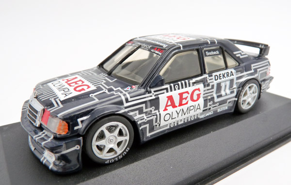 minichamps-93010-Mercedes-Benz-190E-Evo-I-DTM-Snobeck-Racing-Service-AEG-Olympia-Dany-Snobeck-11