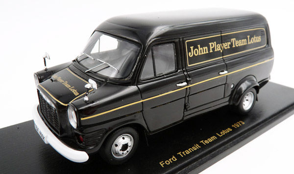 spark-S2697-1-Ford-Transit-Racing-Transporter-John-Player-Team-Lotus-Colin-Chapman-1973