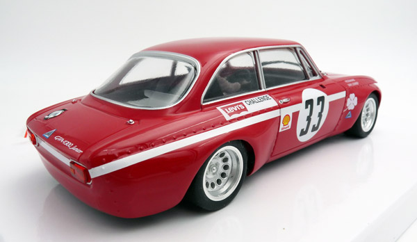brm-105-2-Alfa-Romeo-GTA-1300-Junior-Hezemans-van-Lennep-33-4h-Jarama-1972-Winner