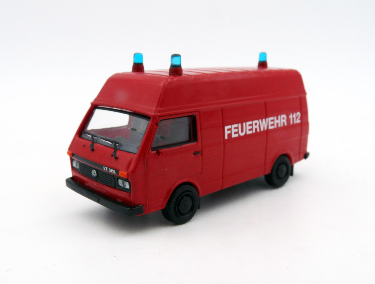 Brekina-34950-Volkswagen-VW-LT-35-Kastenwagen-Feuerwehr-112