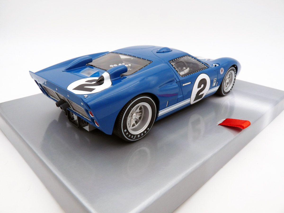 brm-168-3-Ford-GT40-Mk-II-12h-Sebring-1966-Dan-Gurney-Jerry-Grant-2