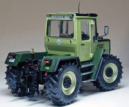 weisetoys-1043-2-Mercedes-MB-Trac-distelgrünmetallic-flaschengrün