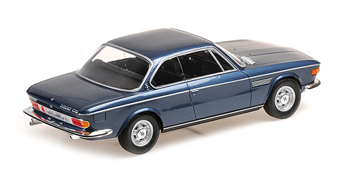 minichamps-155028032-2-BMW-2800-CS-Coupé-blau-metallic