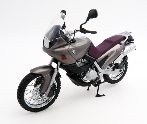 minichamps-182026660-1-BMW-F-650-Enduro-Modell