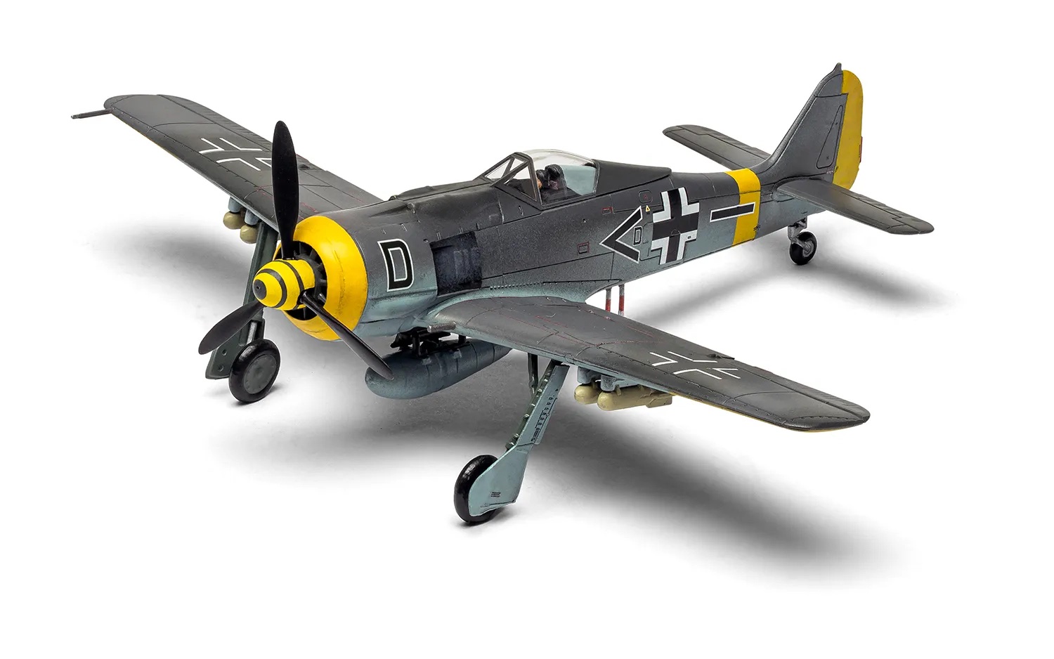 airfix-A02066A-3-Focke-Wulf-Fw190A-8-F-8-BMW-Sternmotor airfix-A02066A-3-Focke-Wulf-Fw190A-8-F-8-BMW-Sternmotor