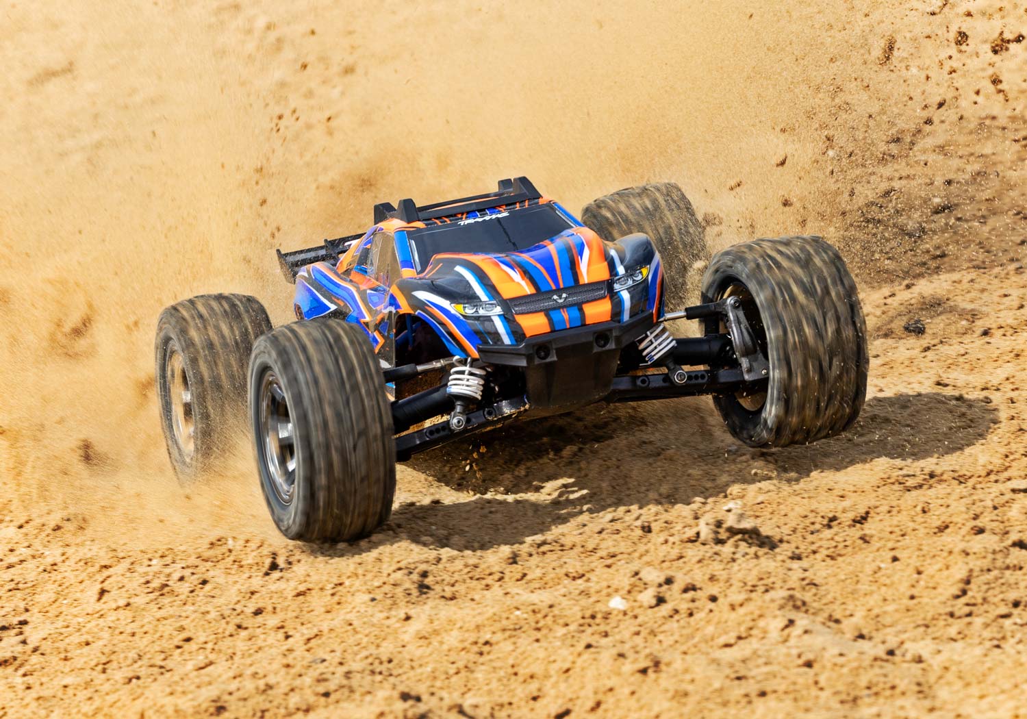 traxxas-67376-4-ORNG-9-Rustler-4x4-VXL-Extreme-Heavy-Duty-Upgrade-Actionshot traxxas-67376-4-ORNG-9-Rustler-4x4-VXL-Extreme-Heavy-Duty-Upgrade-Actionshot
