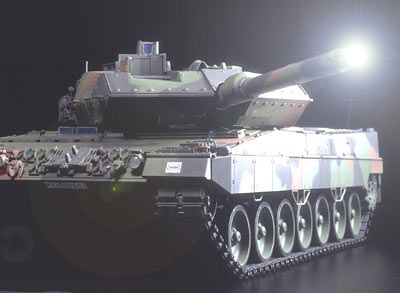 Tamiya Leopard 2A6 Kampfpanzer Full Option Kit #56020