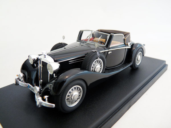 looksmart-LS432-1-Horch-930-V-Roadster-1939-schwarz