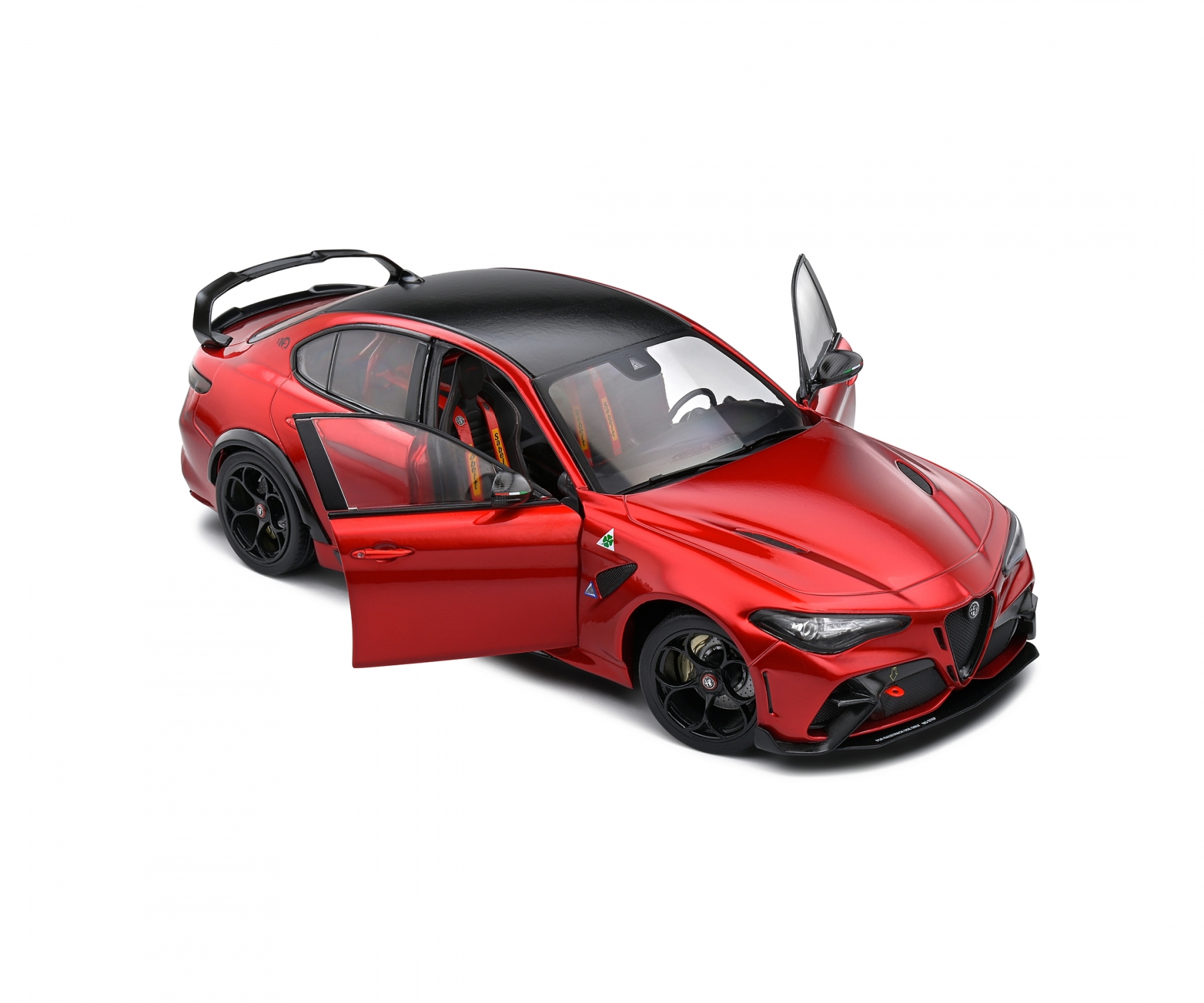 solido-S1806901-3-Alfa-Romeo-Giulia-GTA-M-2021-rosso-metallic-rot-Dachhaut