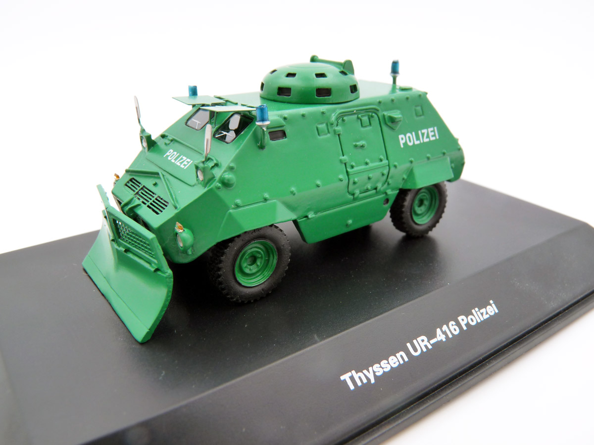 bos-BOS87832-1-Thyssen-UR-416-Polizei-mit-Räumschaufel bos-BOS87832-1-Thyssen-UR-416-Polizei-mit-Räumschaufel