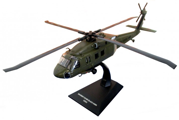 editions-atlas-51247-Sikorsky-UH60A-Black-Hawk-US-Army-Helicopter