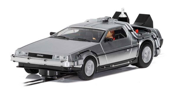 scalextric-C4249-DeLorean-Back-to-the-future-2-Marty-McFly