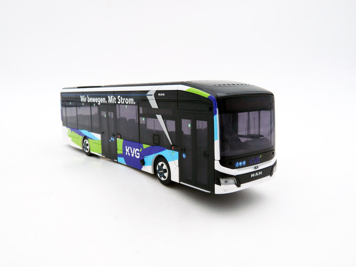 Rietze-76359-5-MAN-Lions-City-12-E-Elektrobus-KVG-Kahlgrund-Verkehrs-Gesellschaft-mbh-Wir-bewegen-mit-Strom-Busbahnhof-Schöllkrippen-Dr-Legler
