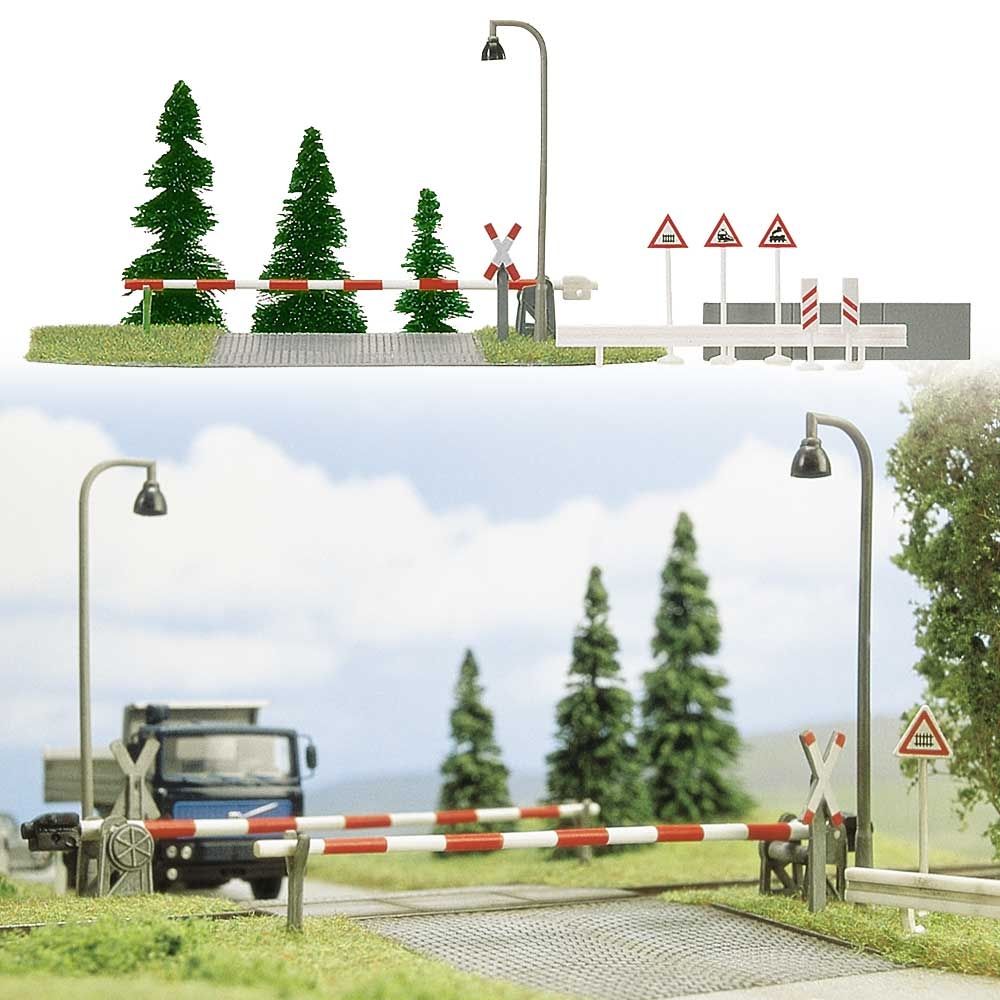 busch-6040-Bahnuebergang-mit Schranken