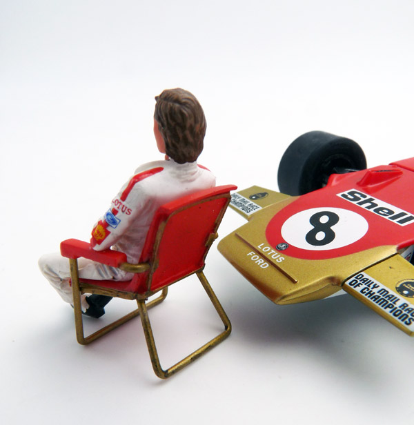 lemansminiatures-FLM132061M-2-Jochen-Rindt-1970-Team-Lotus-Gold-Leaf