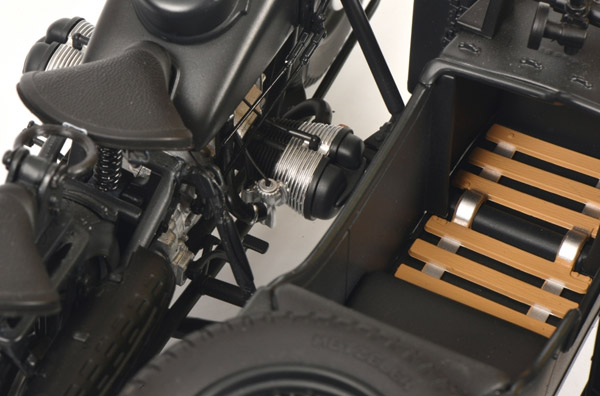 schuco-450656400-5-BMW-R75-Wehrmachtsgespann-mit-Seitenwagen-Wehrmachtsgrau schuco-450656400-5-BMW-R75-Wehrmachtsgespann-mit-Seitenwagen-Wehrmachtsgrau