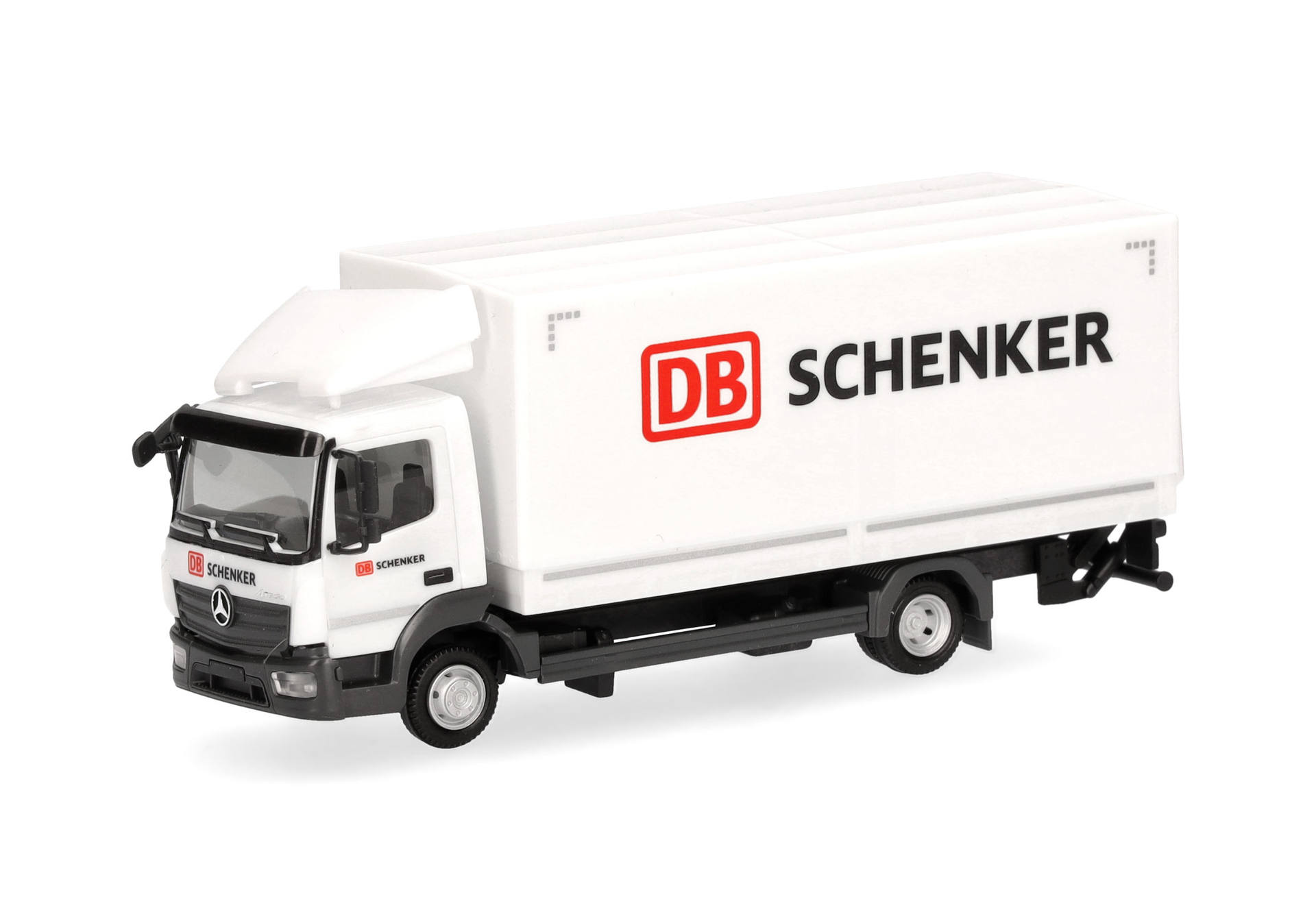 herpa-318761-1-Mercedes-Benz-Atego-13-mit-Ladebordwand-DB-Schenker-7-5-Tonner-LKW