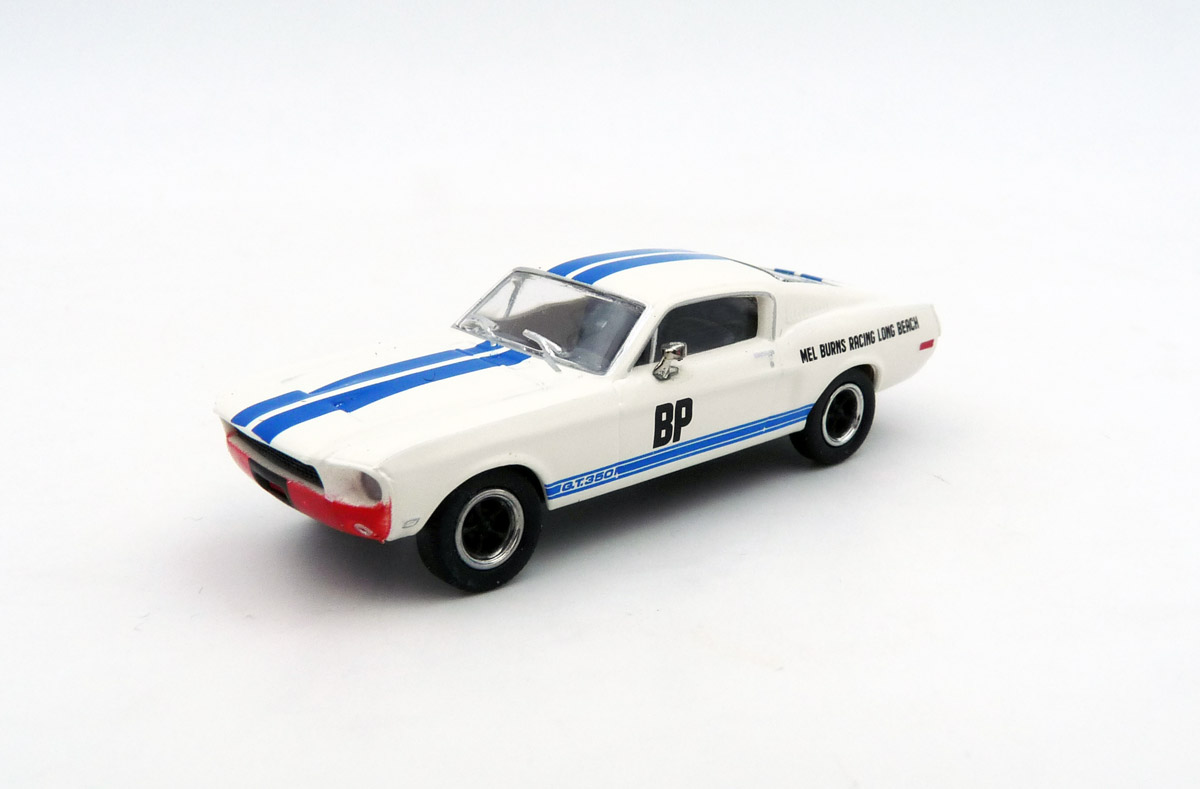 brekina-19613-1-Ford-Mustang-Fastback-GT350R-Mel-Burns-Racing-Long-Beach-California-front