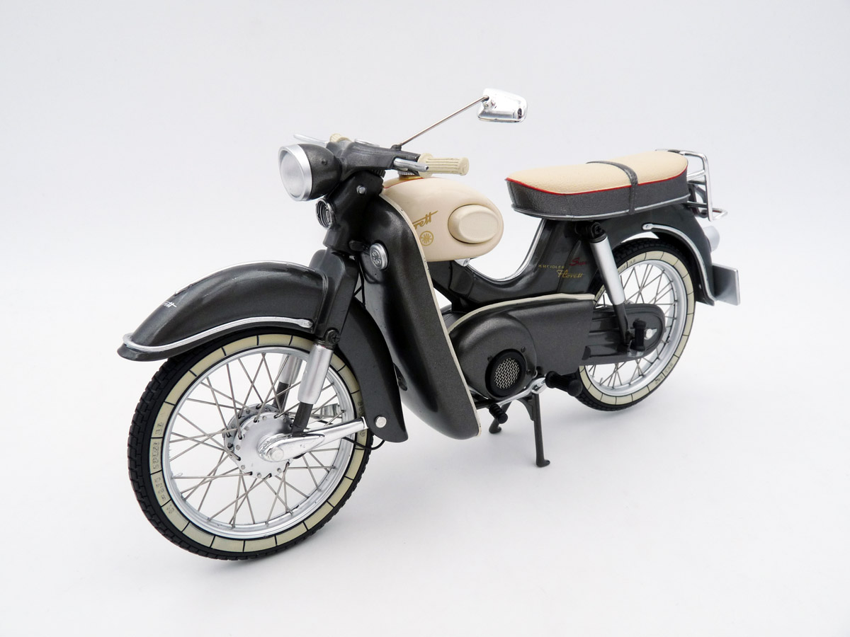 Schuco-450658600-2-Kreidler-Florett-Super-K54-mit-Beinschild-anthrazit-grau-metallic-nepalbeige