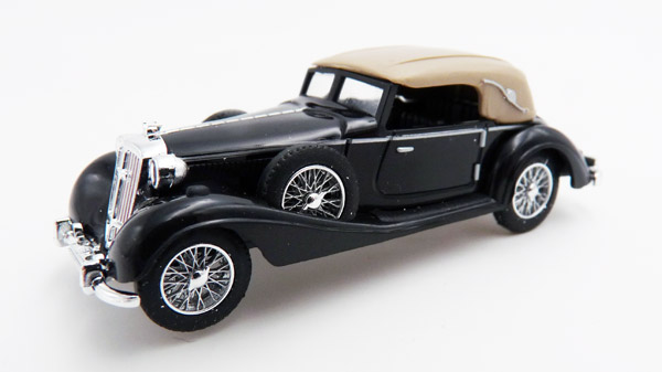 busch-41315-Horch-853-Cabriolet-schwarz-restaurierter-Scheunenfund