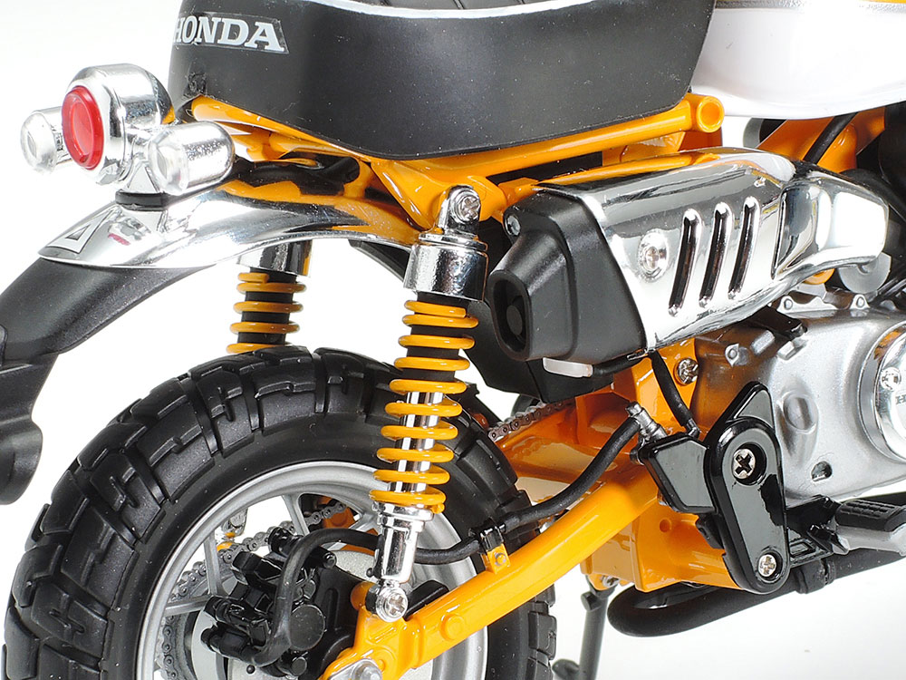 tamiya-14134-4-Honda-Monkey-125-Kultbike-Retro-70s