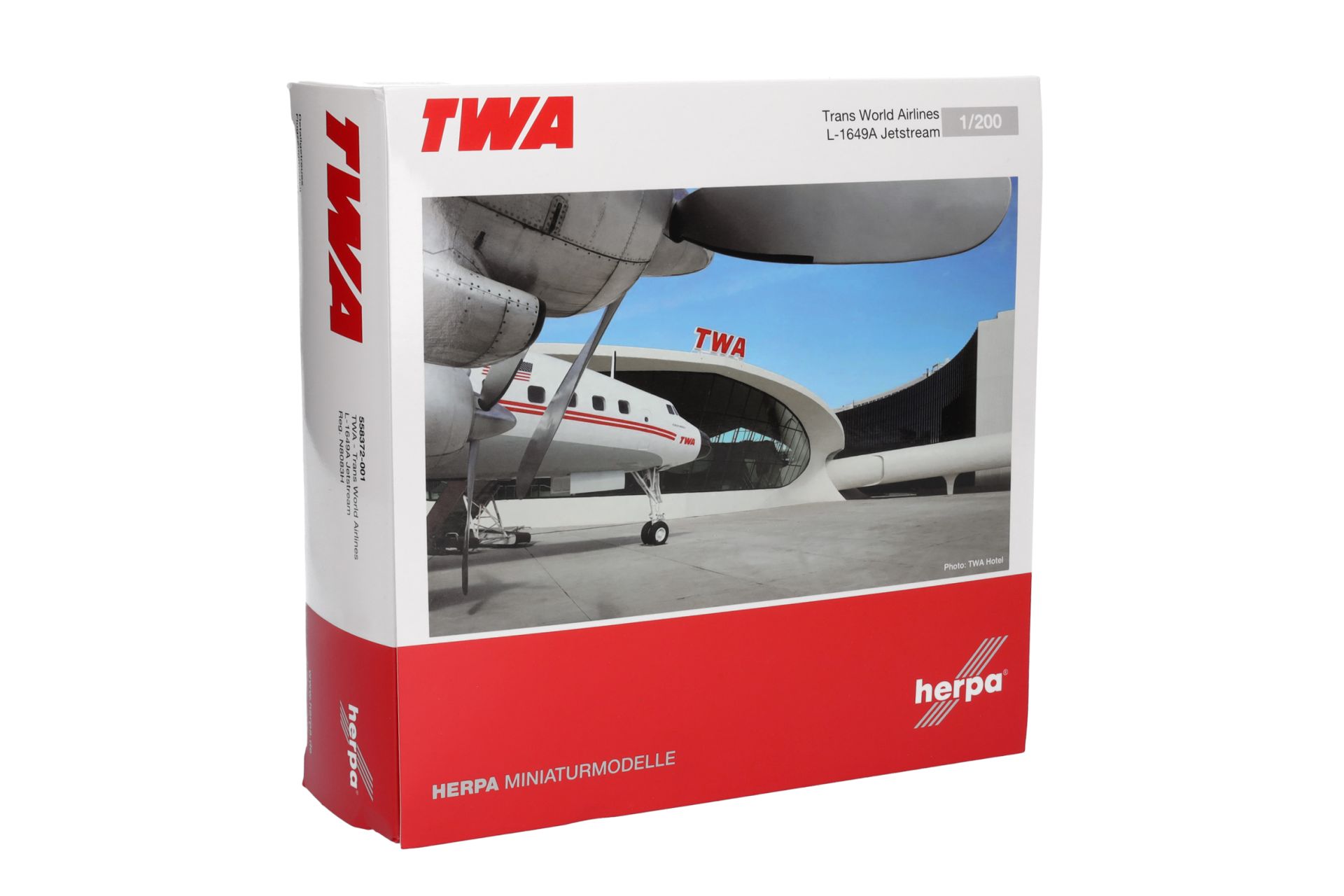 herpa-558372-001-4-TWA-Trans-World-Airlines-L1649A-Jetstream-Reg-N8083H-Connie-Airport