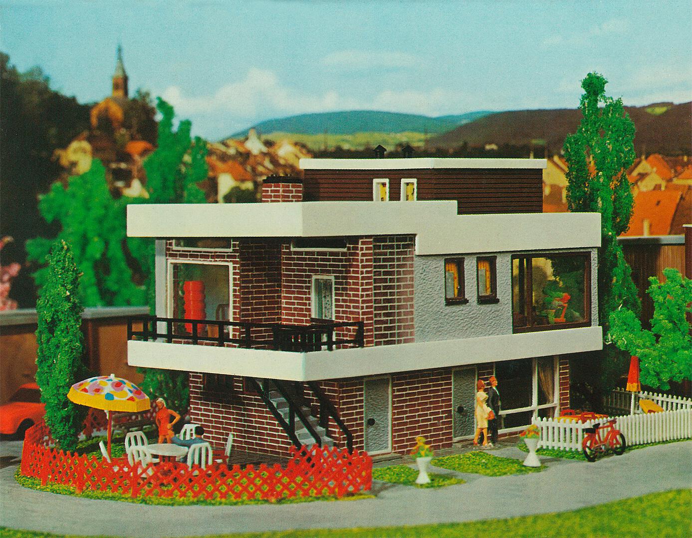 faller-109257-1-Modernes-Haus-mit-Flachdach-Sammler-Edition-Retrobausatz faller-109257-1-Modernes-Haus-mit-Flachdach-Sammler-Edition-Retrobausatz