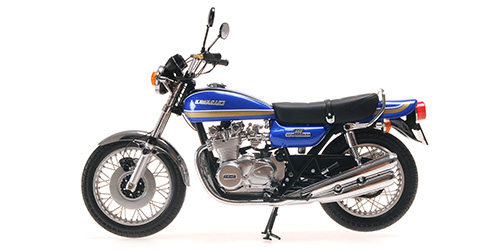 Minichamps-12164102-2-Kawasaki-Z1-900-Super-4-1972-blau-metallic-Classic-Bike