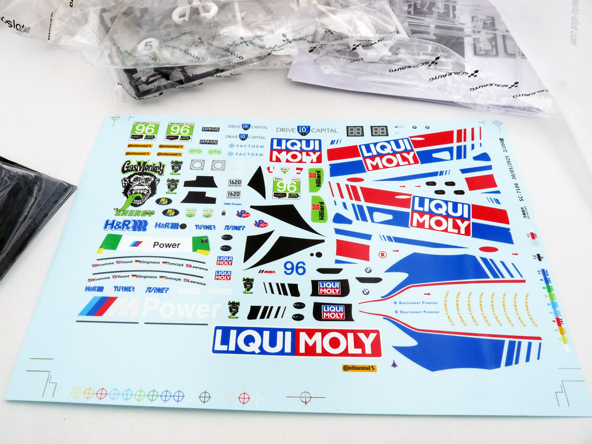 scaleauto-SC-7106RC3-2-BMW-M6-GT3-24h-Daytona-2018-GTD-Turner-Liqui-Moly-Jens-Klingmann