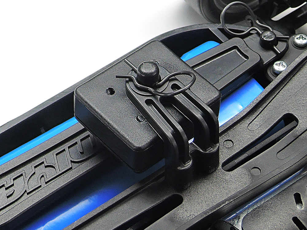 tamiya-47437-60A-4-Mercedes-Benz-CLK-GTR-FIA-GT-Warsteiner-D2