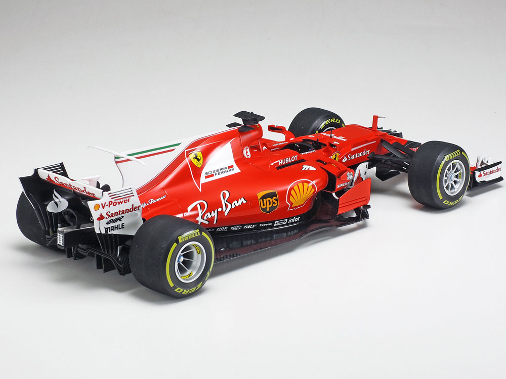 tamiya-20068-3-Ferrari-SF70H-Formel-1