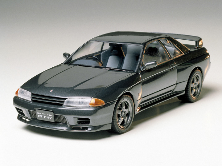 tamiya-24090-1-Nissan-Skyline-GT-R-R32-1989