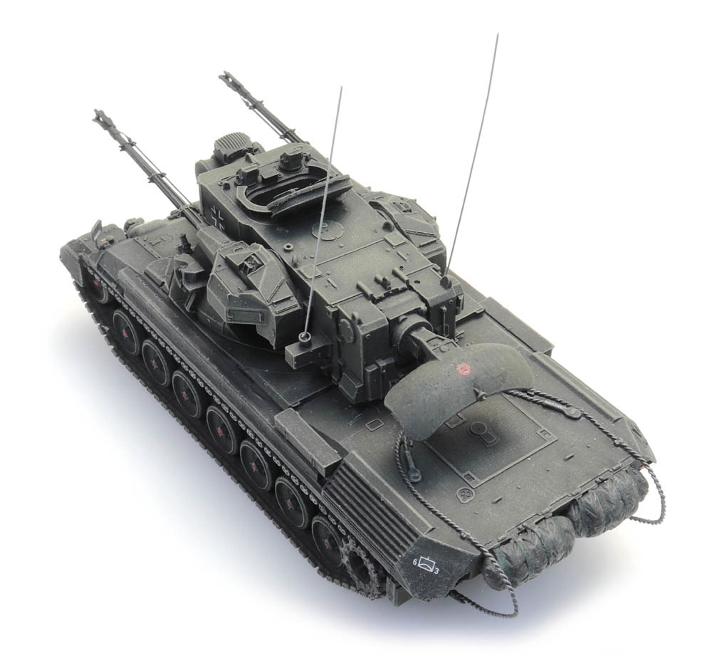 artitec-6870394-3-Bundeswehr-Flugabwehrkanonenpanzer-Gepard-1-gelboliv-Kalter-Krieg-Cold-War