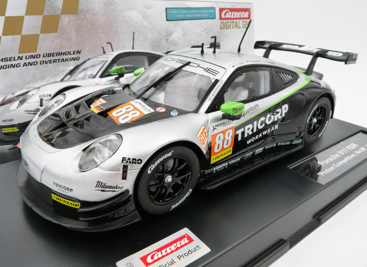 carrera-20023930-Porsche-911-RSR-Proton-Competition-No-88-Tricorp-Workwear-GTE-Class