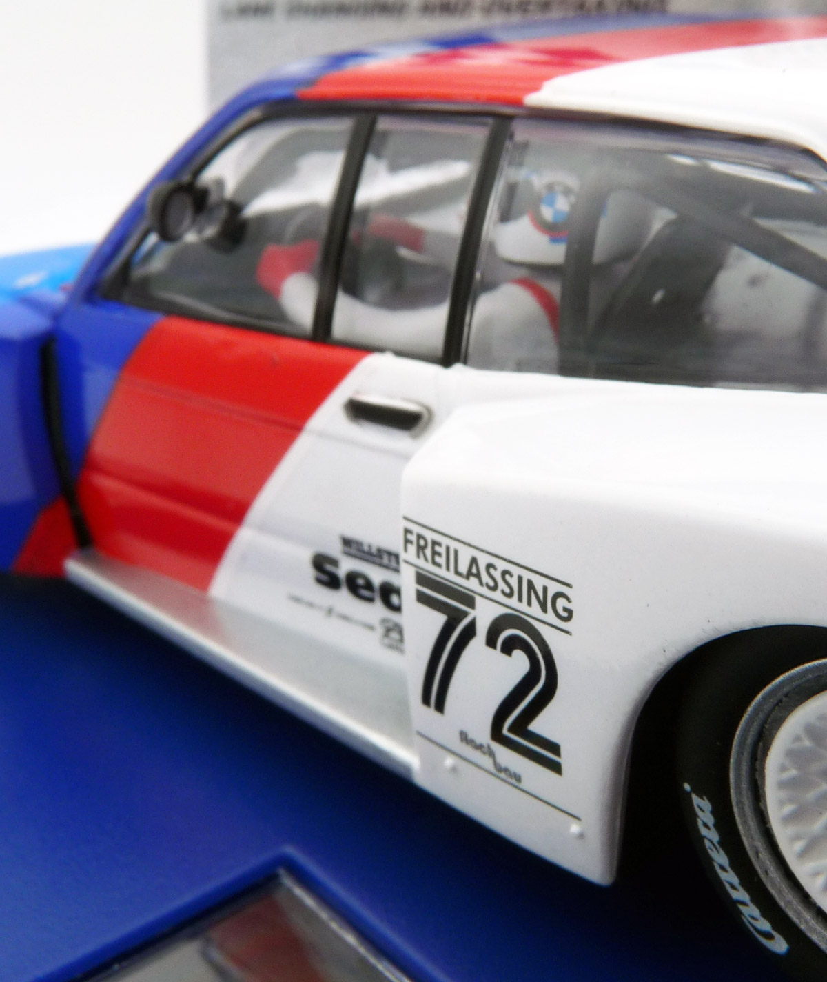 carrera-20031050-4-BMW-320-Turbo-Flachbau-Sondermodell-2022-Schnitzer-Freilassing-M-Streifen-limited-Fahrerfigur-M-GmbH-Logo carrera-20031050-4-BMW-320-Turbo-Flachbau-Sondermodell-2022-Schnitzer-Freilassing-M-Streifen-limited-Fahrerfigur-M-GmbH-Logo