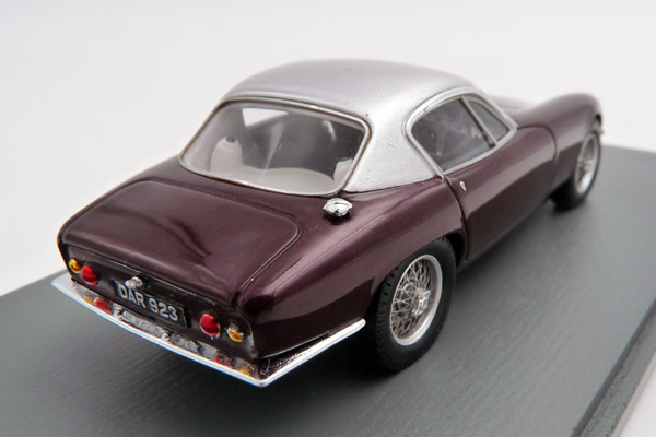 spark-S5064-2-Lotus-Elite-Type-14-1958-metallic-rot-silber