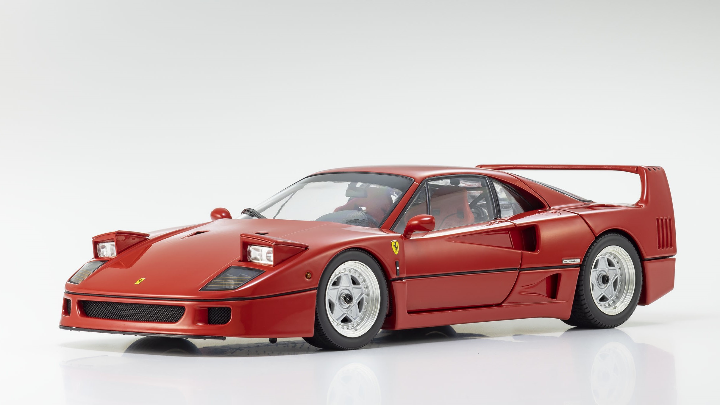 kyosho-08416R-1-Ferrari-F40-1989-Straßenversion-rosso-rot-Enzo-Maranello kyosho-08416R-1-Ferrari-F40-1989-Straßenversion-rosso-rot-Enzo-Maranello